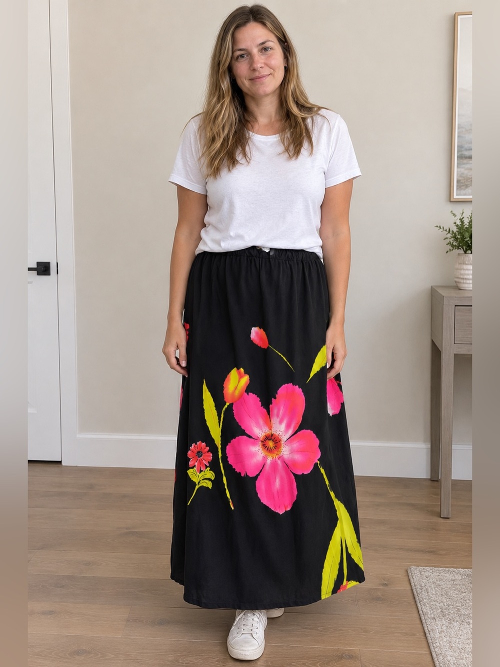 Natalie & me women's maxi skirt black 100% silk Sz Large